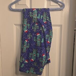 LuLaRoe Festive Cactus TC Leggings